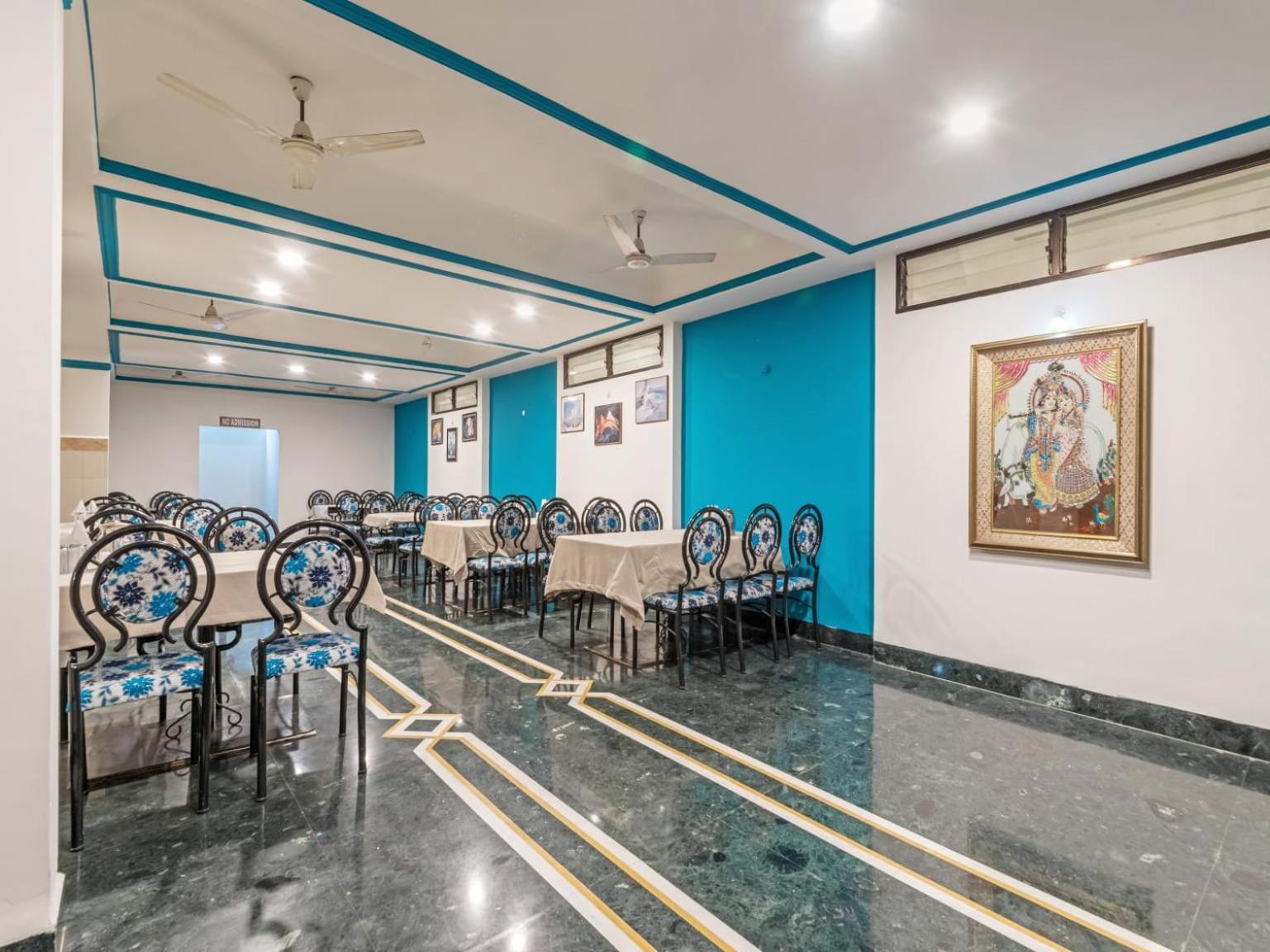 Hotel Indore Palace - Feel At Home Shirdi Eksteriør billede