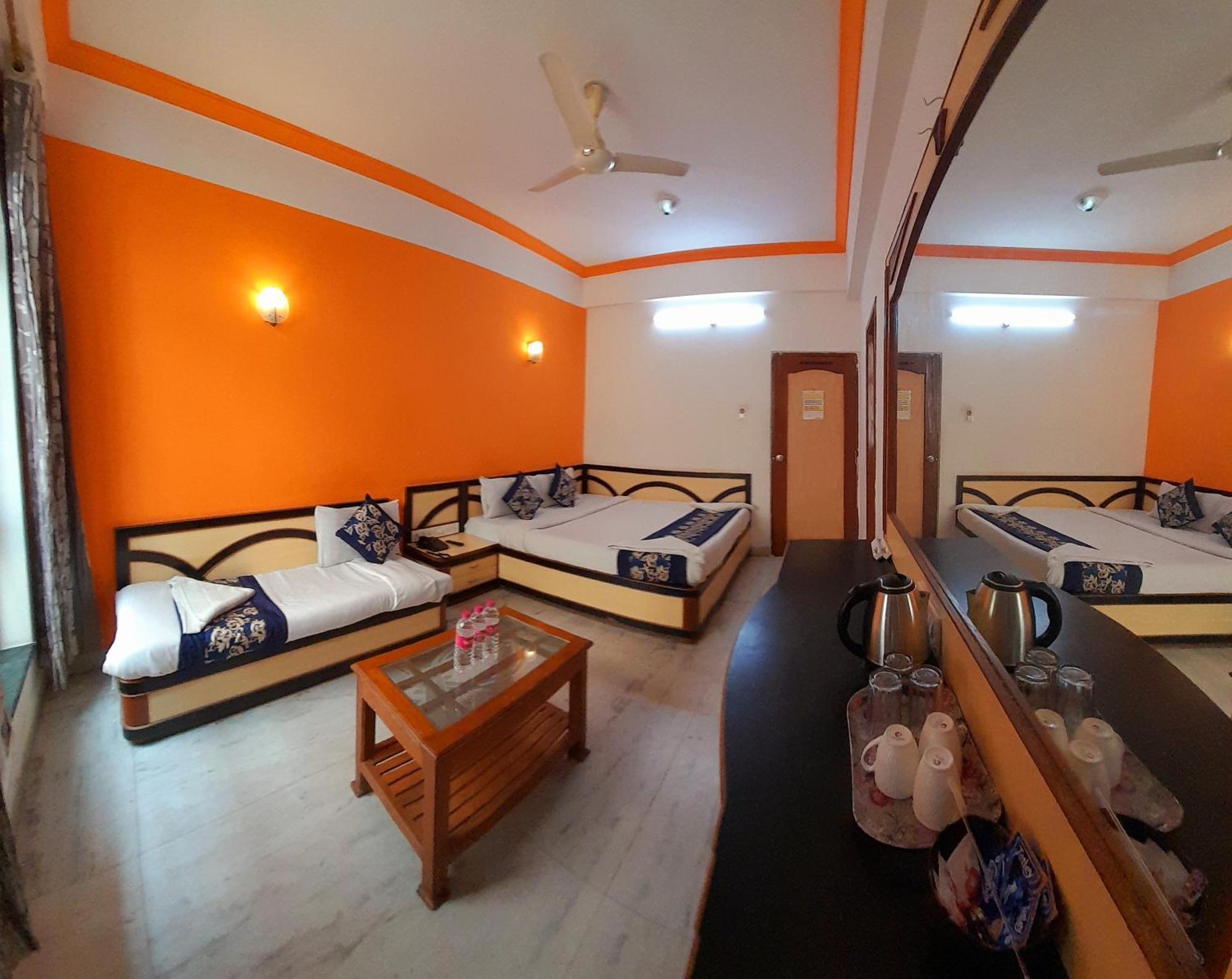 Hotel Indore Palace - Feel At Home Shirdi Eksteriør billede